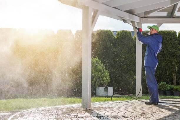 Best Playground Equipment Cleaning  in Mankato, MN